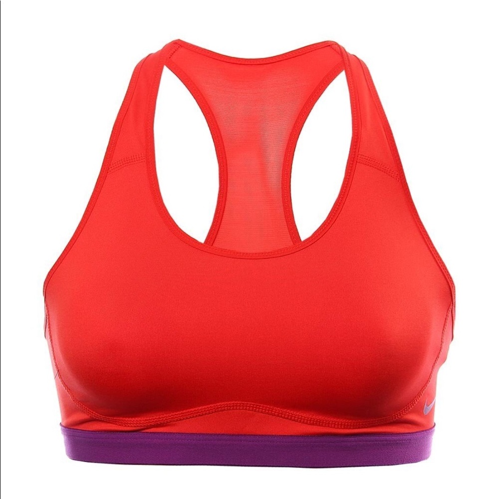 Nike Pro Fierce Sports Bra in Hot Pink
